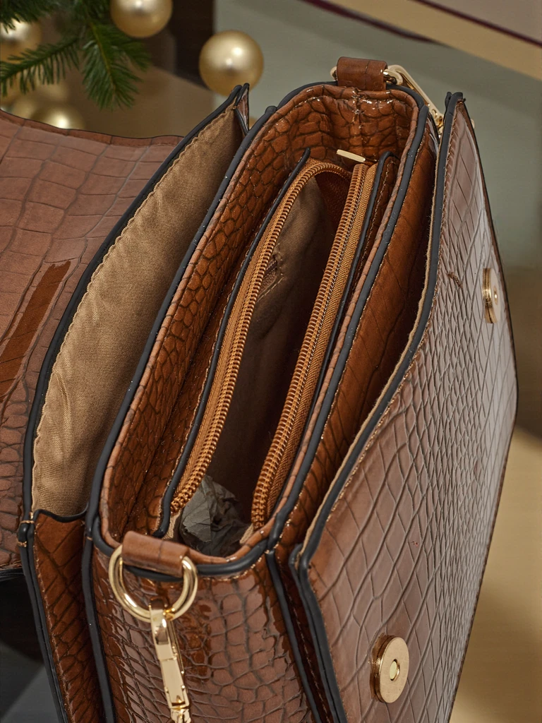 Малка дамска чанта от еко кожа Tesic