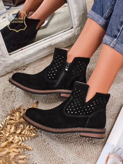 Велурени ажурни дамски боти Aurelia Nero с плосък ток 3 см