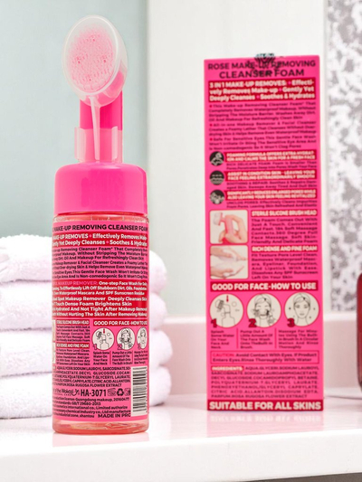 Почистваща и регенерираща пяна за лице с роза и четка