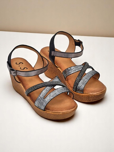 Жени сандали на платформа Royalfashion с кристали и блестящи детайли Eclat