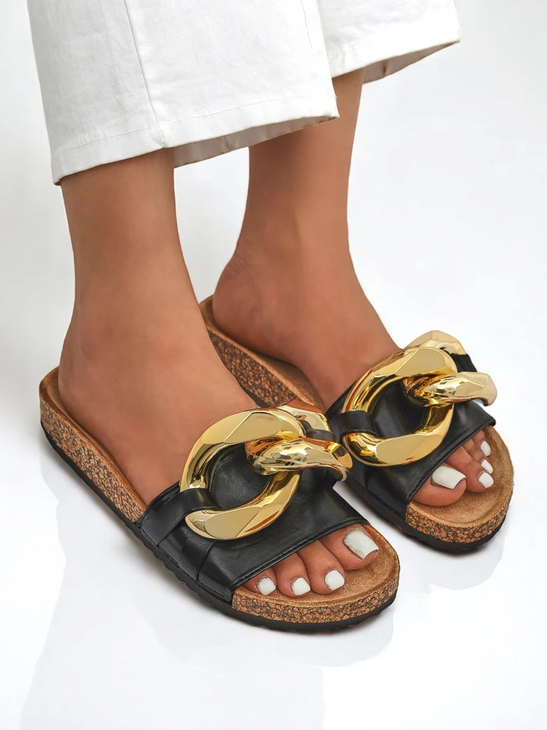 Royalfashion Черни дамски чехли с декорация Sofig