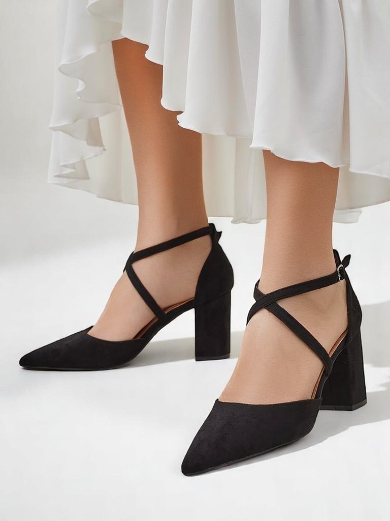 Royalfashion дамски еко-замшени помпи с каишки Kanastru