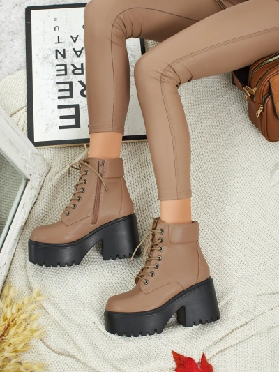 Дамски боти от еко велур на ток и платформа Tavlissa