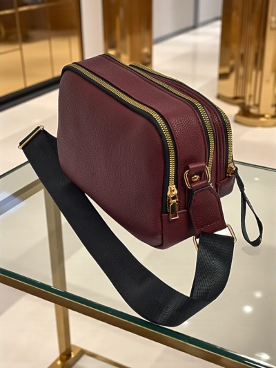 Малка дамска чанта от еко кожа Hidden Vibe