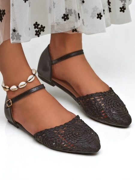 Royalfashion Дамски ажурни сандали Lare