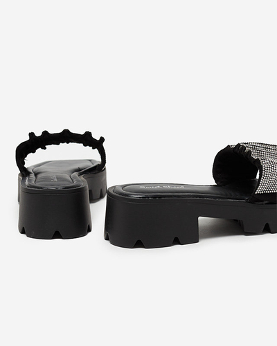 Czarne klapki damskie z cyrkoniami Emkoy- Obuwie