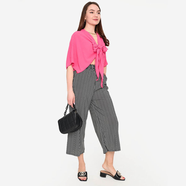 Ciemnoróżowa damska krótka narzutka - Odzież