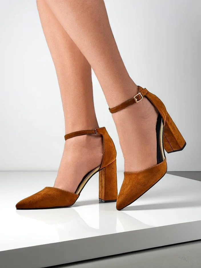 Обувки от еко велур на Royalfashion за жени Calde