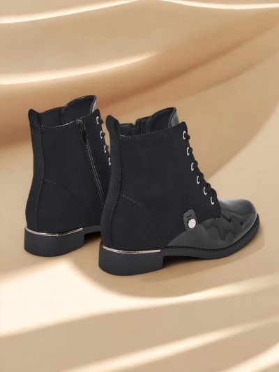 Дамски боти на връзки от Royalfashion Safalle