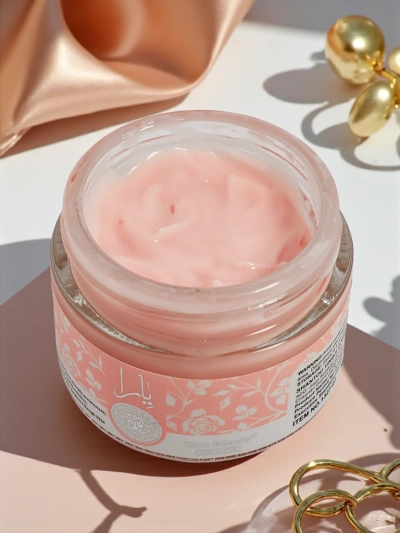 Крем за лице - Хидратира, подхранва и предпазва