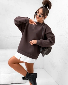 Тъмнокафяв