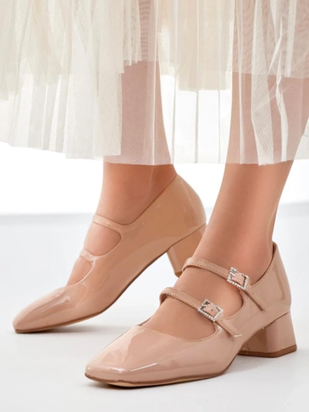 Royalfashion Лачени дамски токчета на ток с каишки Vible