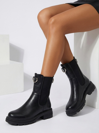 Royalfashion Дамски ботуши Rotika