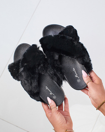 Klapki z futerkiem w kolorze czarnym Mashte - Obuwie