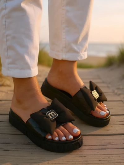 Royalfashion Дамски чехли на платформа с панделка Mivo Jump