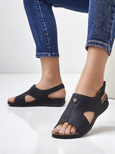 Royalfashion дамски сандали с изрязвания Leminni