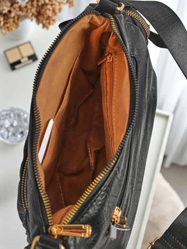 Royalfashion Малка чанта от еко кожа Bella Chic