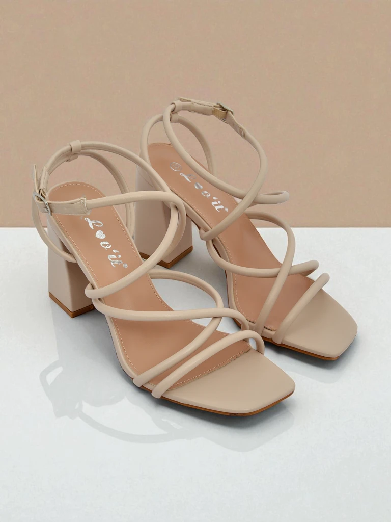 Royalfashion Дамски сандали с дебел ток Elysia