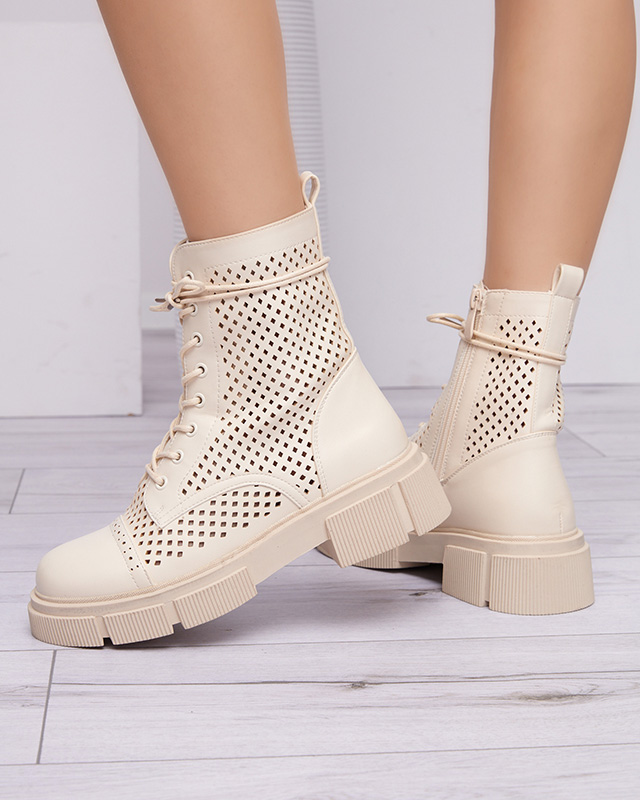 Ажурни бежови дамски боти с плосък ток Rolika - Обувки