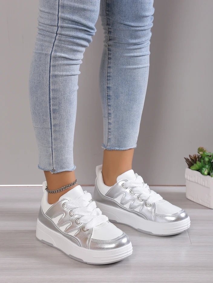 Обувки Royalfashion за жени с по-дебела подметка Assaqi