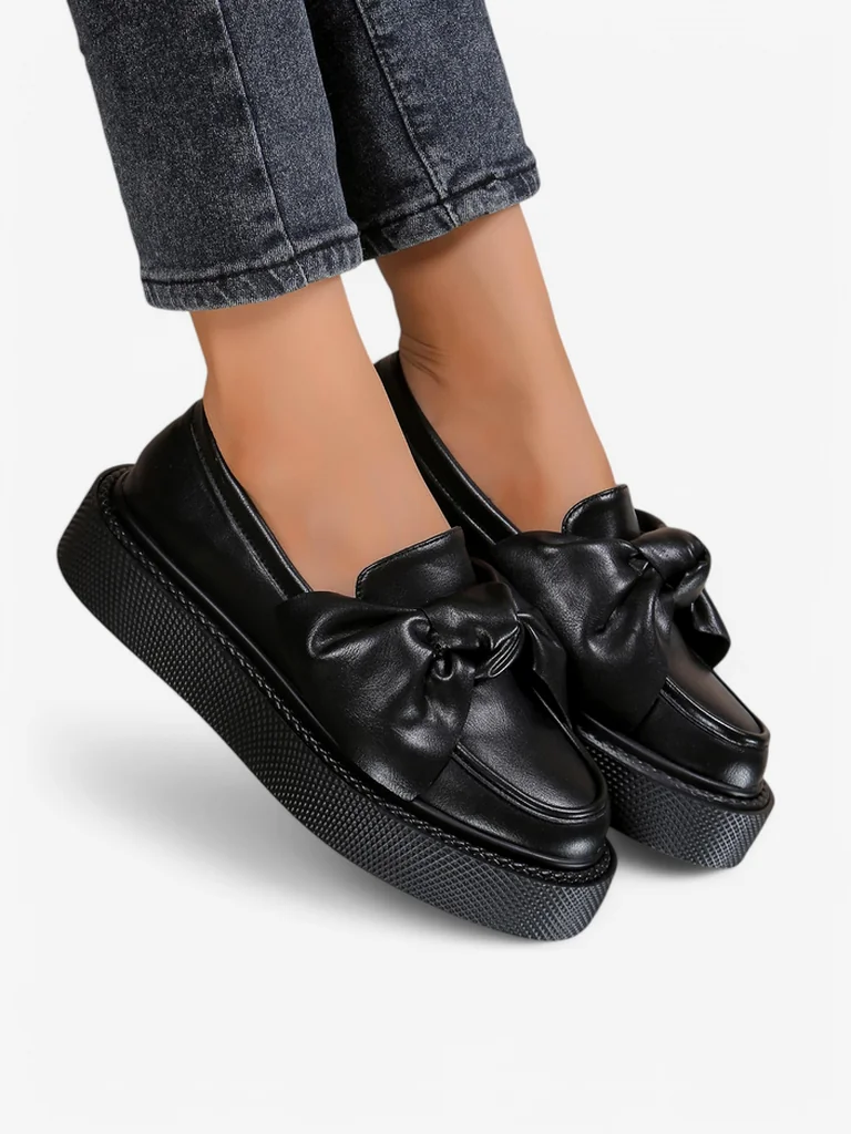 Royalfashion Елегантни дамски мокасини с панделка Ortto