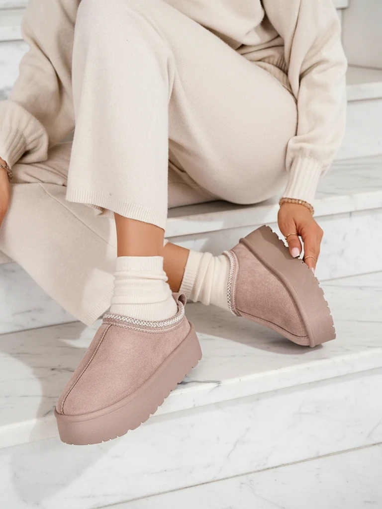 Royalfashion Дамски къси ботуши Zommy a'la snow boots