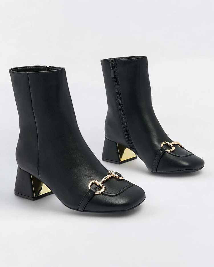 Royalfashion Черни дамски ботуши с нисък ток Referra