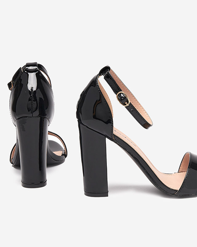 Czarne damskie sandały na wyższym słupku Rosdo- Obuwie