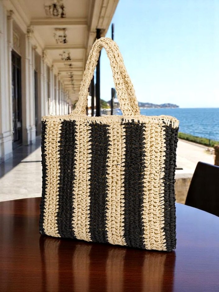 Royalfashion Голяма дамска сламена чанта с райета