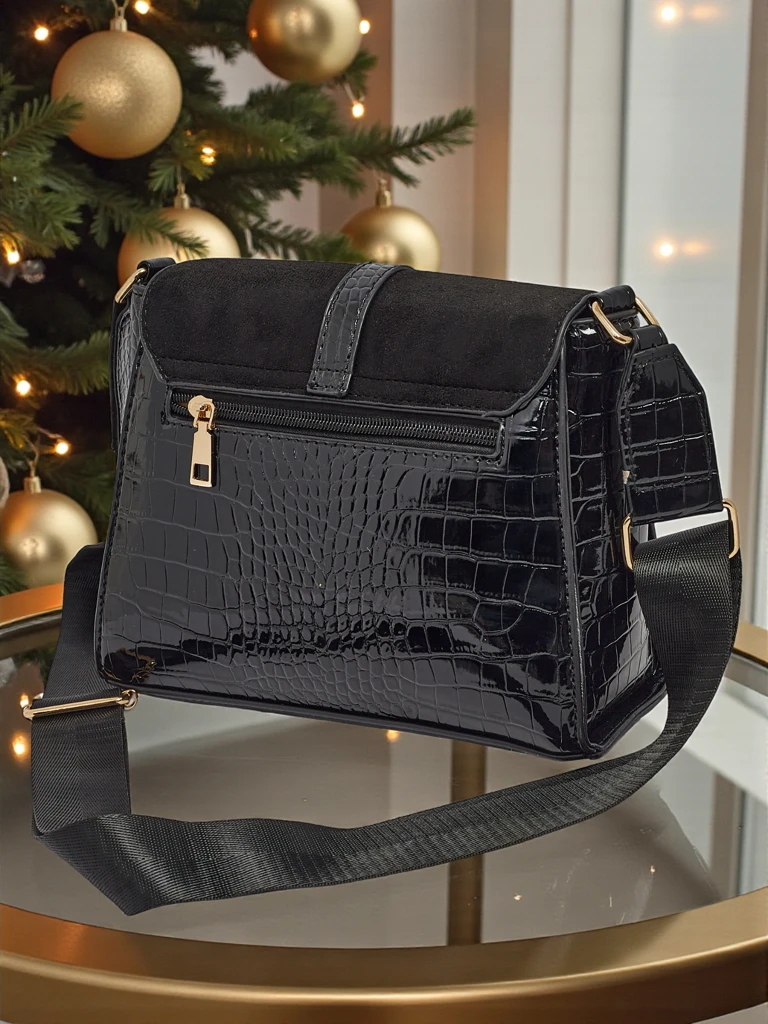 Малка дамска чанта от еко кожа Lovi Dream