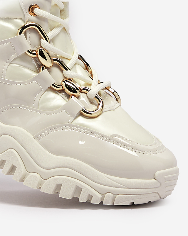 Кремави дамски зимни спортни обувки a'la trappers Mertika - Обувки