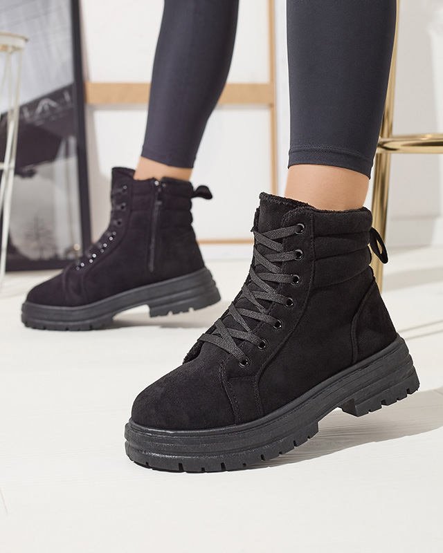 Дамски изолирани ботуши тип "трапер" в черен цвят Tivica - Обувки