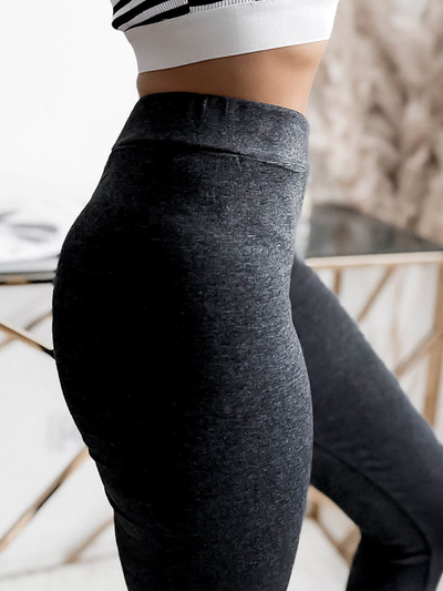 Дамски клин в тъмно сиво- Облекло