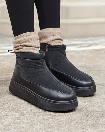 Royalfashion Дамски ботуши за сняг в черен цвят Fopinia