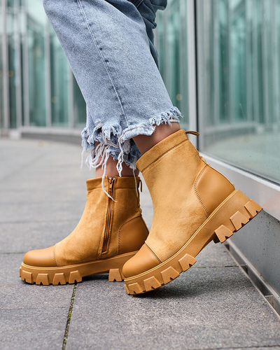 Royalfashion Дамски ботуши с плосък ток в цвят камила Leffoi