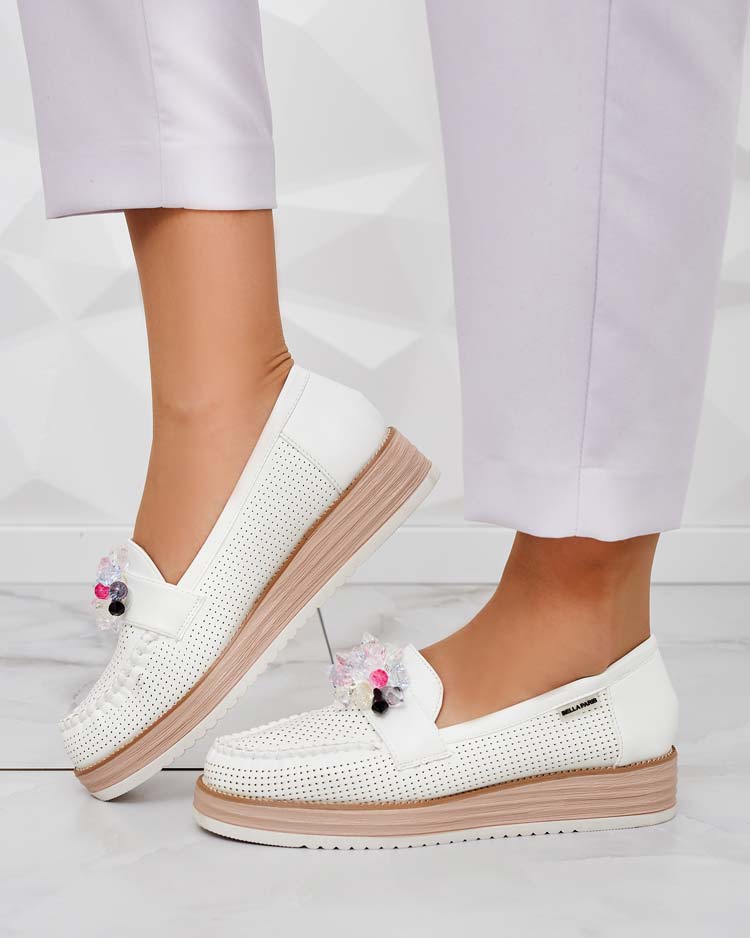 Royalfashion Мокасини с цветни камъни Restea