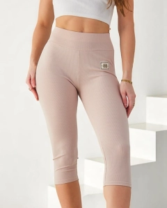 Светло бежово