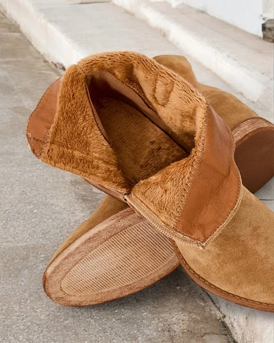 Royalfashion Кафяви боти на глезена с каубойски стил на покрита платформа Patorias