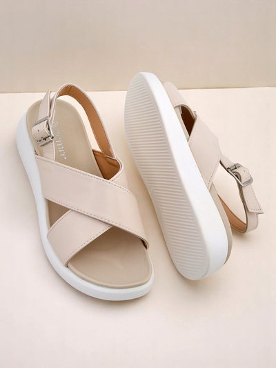 Royalfashion Дамски сандали на дебела подметка Riva Star