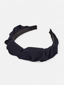 Тъмносиньо