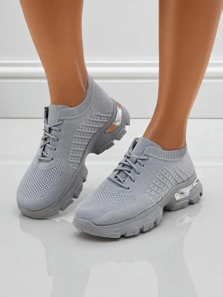 Дамски сникърси Atenea Light сиви текстилни с равна подметка 4,5 см