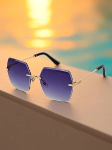 Тъмносиньо || niebieski