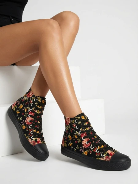 Royalfashion Дамски високи черни маратонки с флорален принт Fahenna