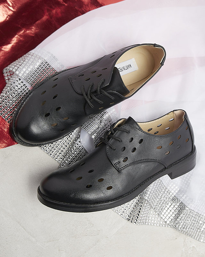 Дамски полуобувки с ажурна връзка от екокожа в черно Selofso- Footwear