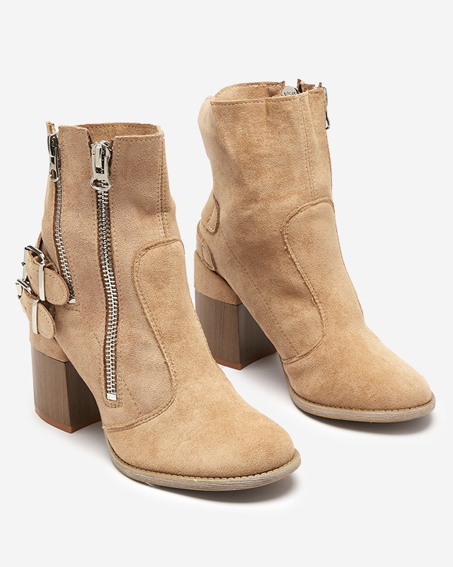 Светлокафяви дамски боти на кол Ferrgo- Footwear