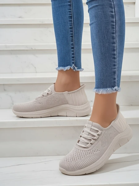 Royalfashion Обувки за спорт с ластик за жени Arrate