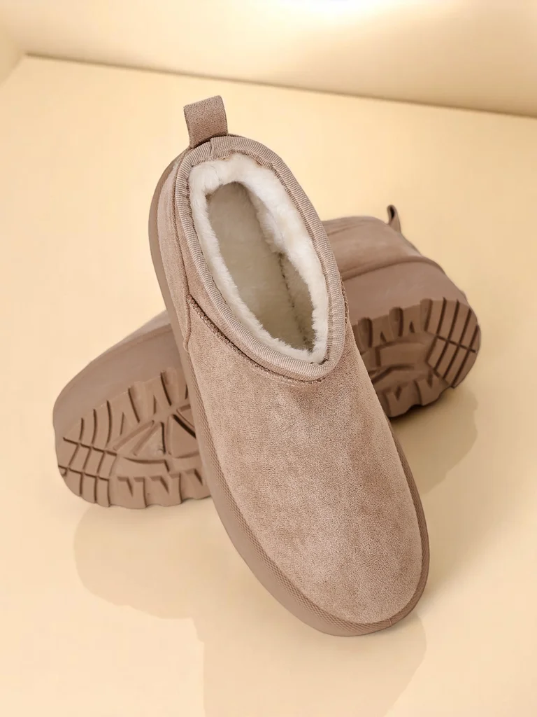 Royalfashion Дамски къси ботуши a'la snow boots Ozozi