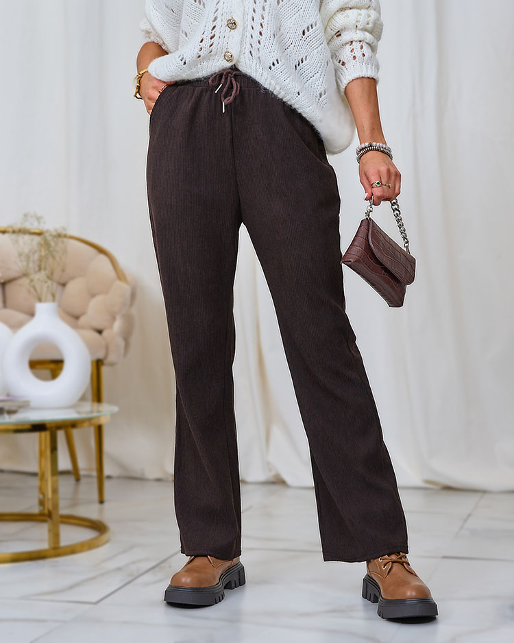 Royalfashion Дамски панталон от велурена материя в тъмнокафяво