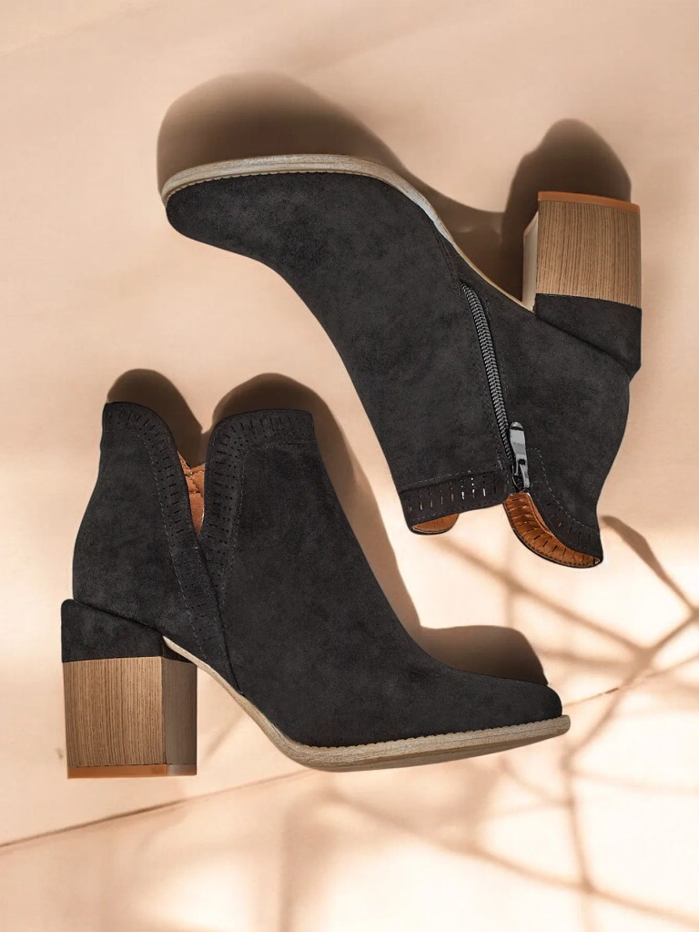 Дамски глезенки Royalfashion на ток Vettot