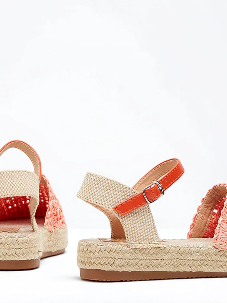 Pomarańczowe damskie espadryle z ażurową cholewką Triumf - Obuwie
